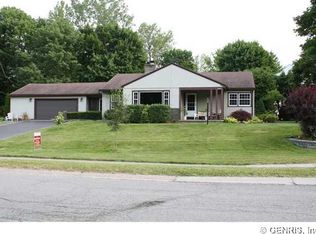 347 Ridgemont Dr, Rochester, NY 14626