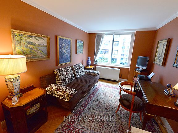 3rd image of 525 E 80th St APT 4D