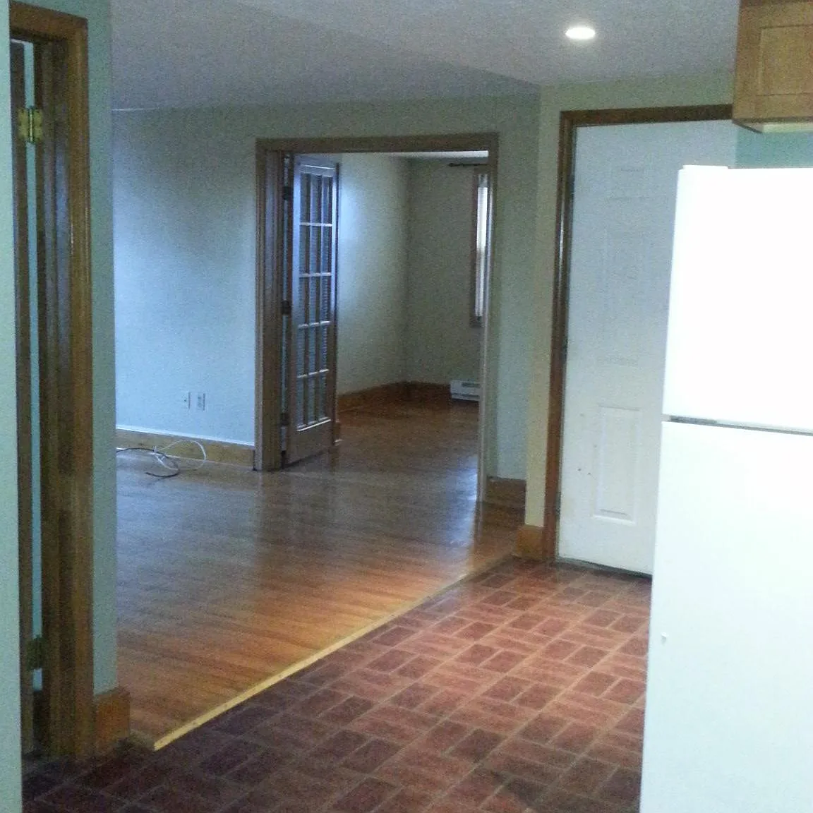 25 Coburn Ave — Photo 3
