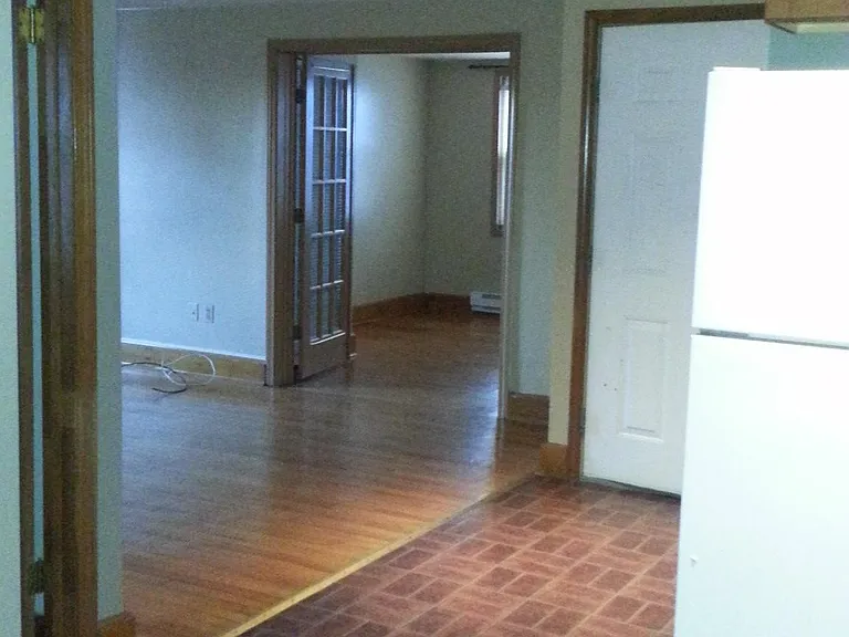 25 Coburn Ave #1 — Photo 3