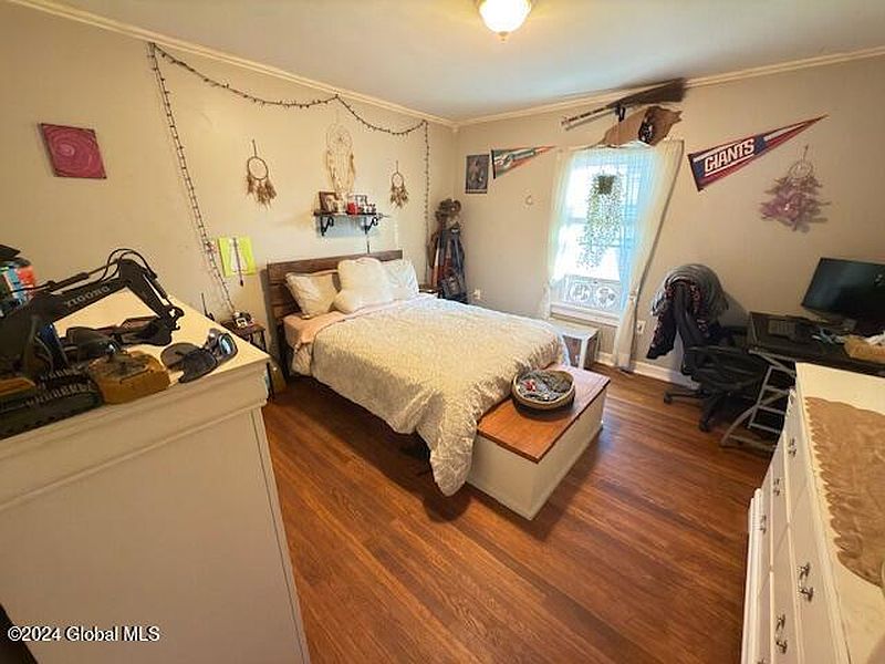 5th image of 23 Stoddard Avenue