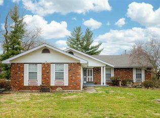 3938 Dunn Rd, Hazelwood, MO 63042