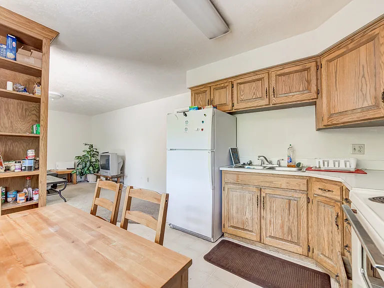 442 N 500 E #7 — Photo 7