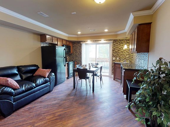 2nd image of 2209 Sweet Home Rd #67