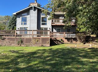 36951 N Nathan Hale Dr, Lake Villa, IL 60046