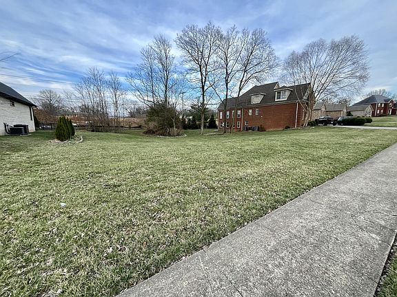 3rd image of 124 Minnow Cove Ct