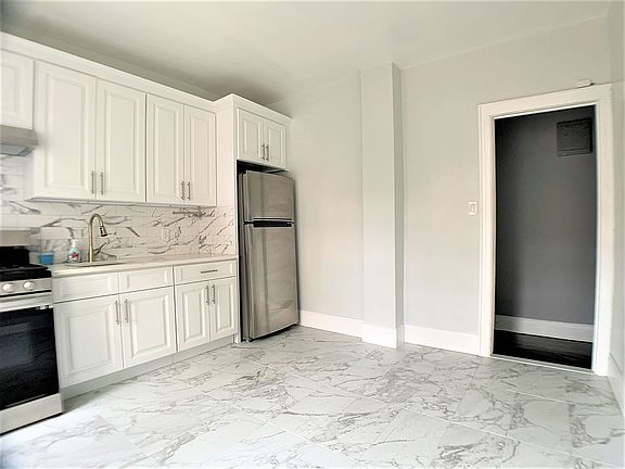 4th image of 45-14 43rd St #B