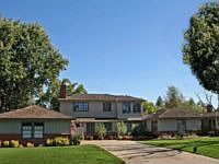 1st image of 1040 La Sierra Dr