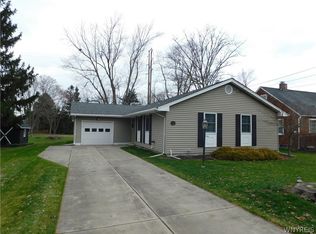 12 Lorain St, Angola, NY 14006
