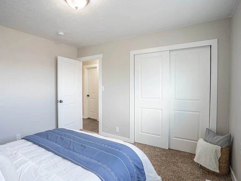 Bedroom Bedroom