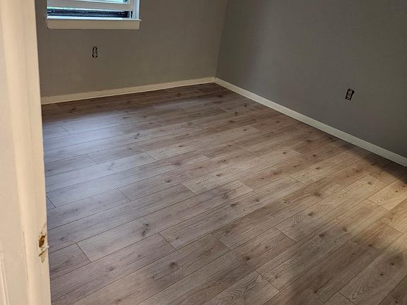 3rd image of 113 Snowshoe Ct APT 203