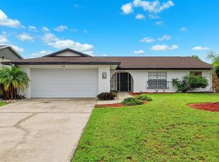 6521 Bimini Ct, Apollo Beach, FL 33572