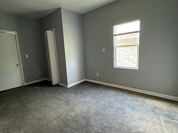 2nd image of 233 N Randolph St #B