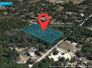 8825 W Oak St, Crystal River, FL 34428