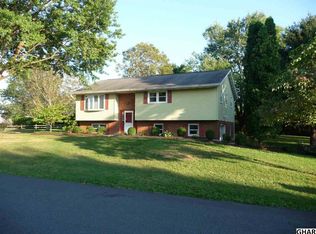 176 Valley View Ave, Annville, PA 17003