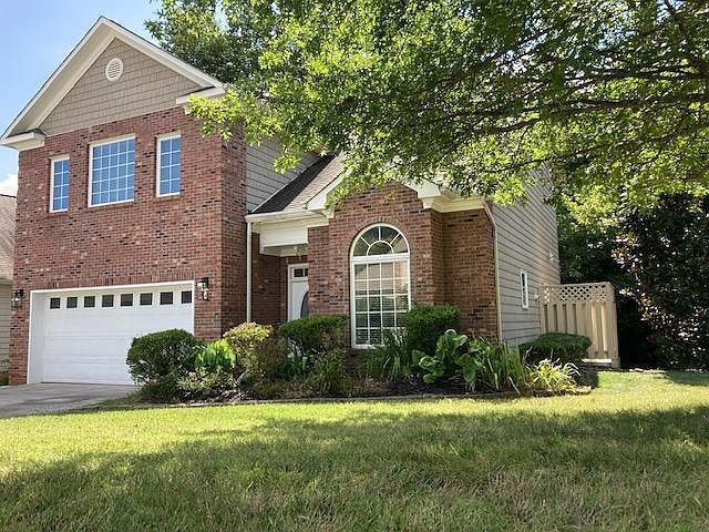 1st image of 933 Gothic Manor Ln