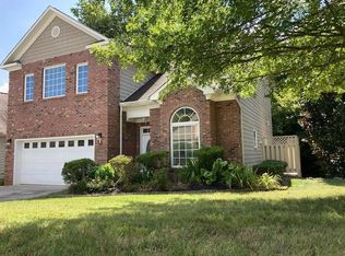 933 Gothic Manor Ln, Knoxville, TN 37923