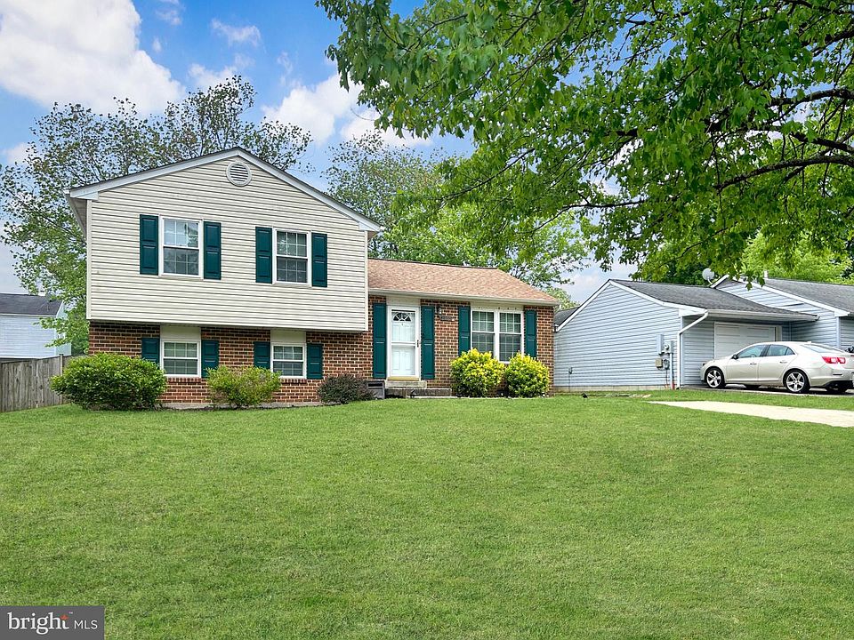 1st image of 2405 York Ct