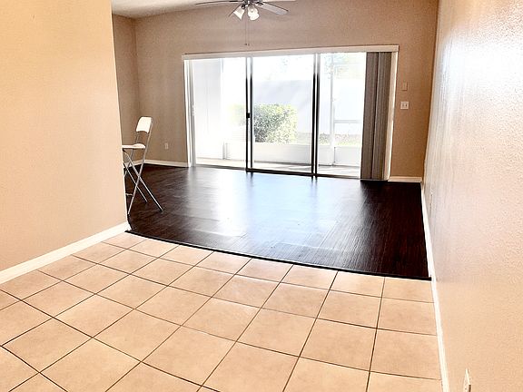 4th image of 10812 Savannah Wood Dr #129