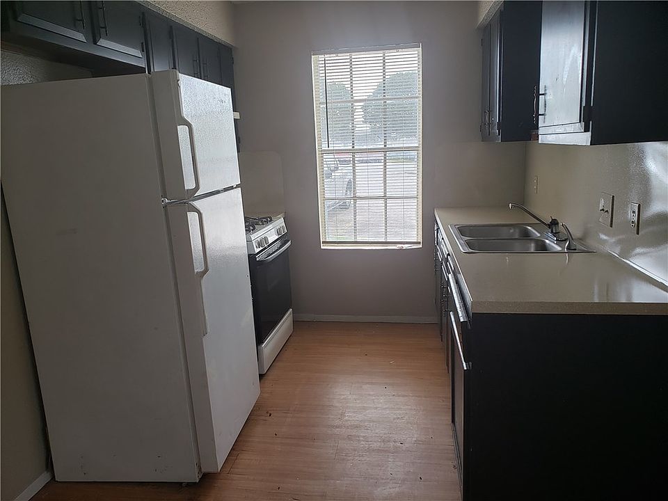 2nd image of 5108 Weidemar Ln