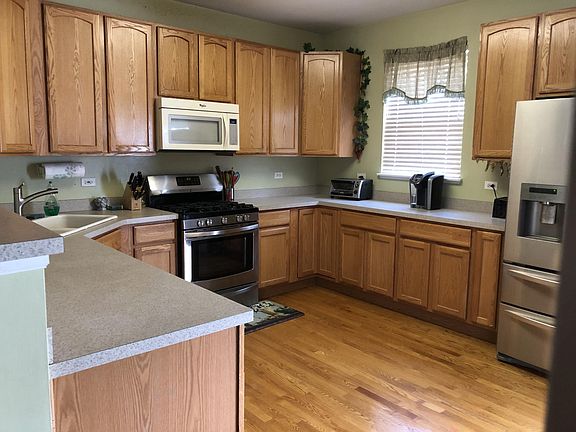 5th image of 590 N Hidden Prairie Ct