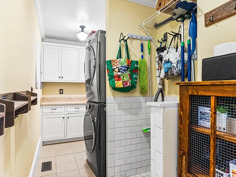 First floor laundry area.