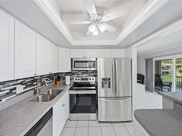 1155 Sandpiper St #G6 — Photo 11