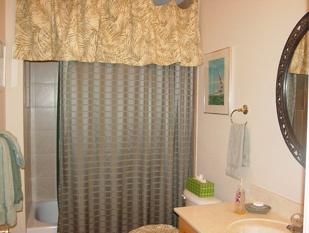 1st image of 410 Tierra Verde Ln