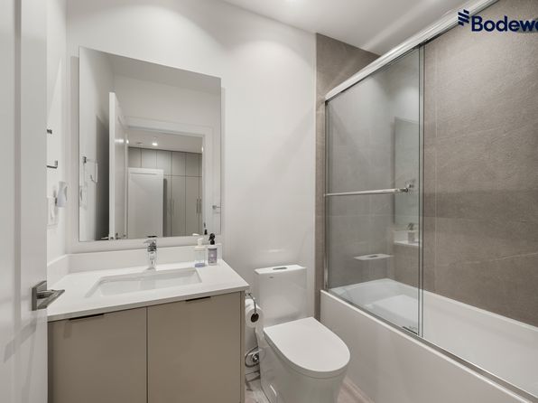 3 bedroom rental in Vancouver — photo 13