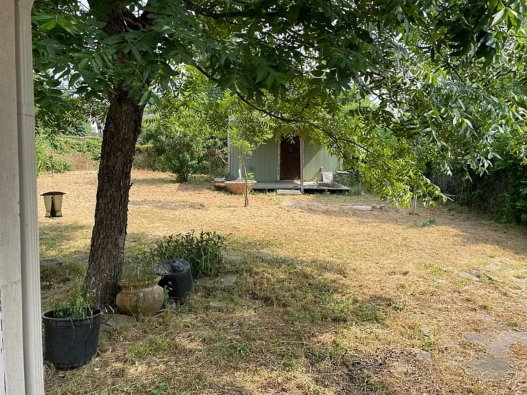 510 Avant Ave — Photo 13