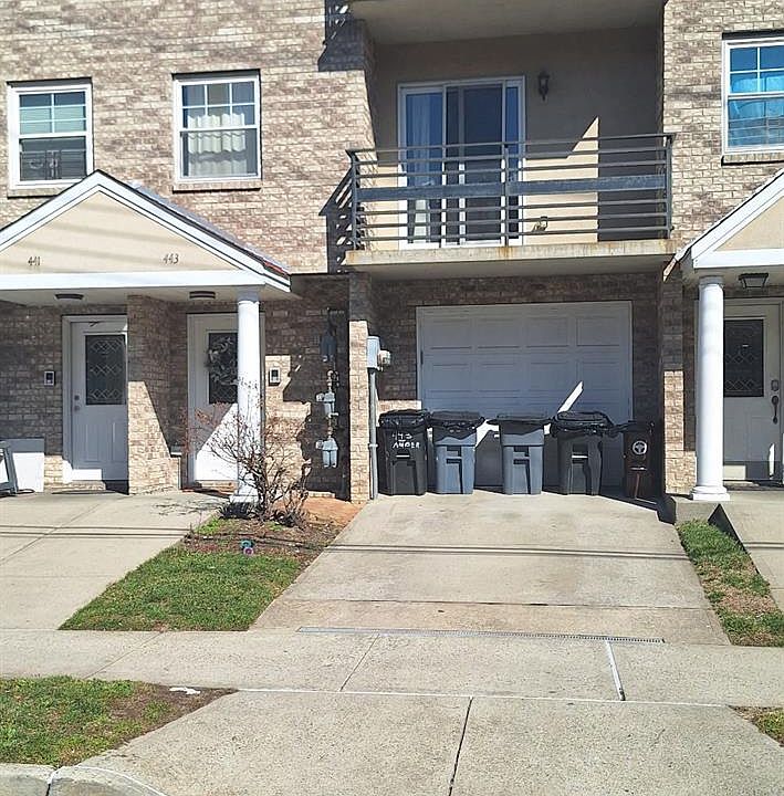 1st image of 443 Amber Street