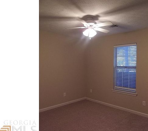 5th image of 30 Beaver Creek Dr