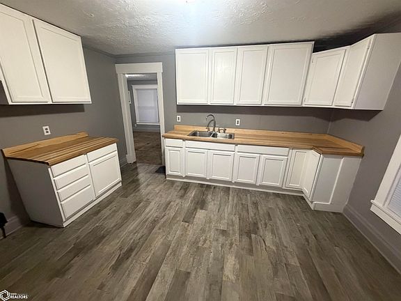 2nd image of 309 S Madison Ave