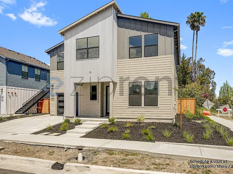 2203 Versaro Dr — Photo 2