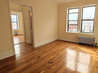 22-69 41st St #C4, Astoria, NY 11105
