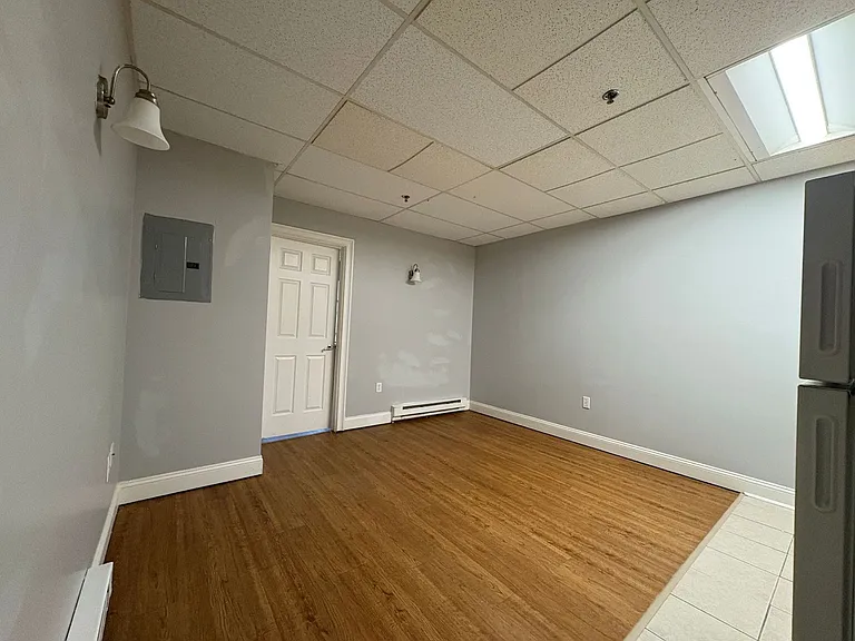 59 Plaza Ave #B-3 — Photo 2