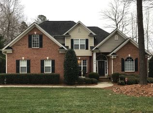 106 Barton Pl, Mooresville, NC 28117