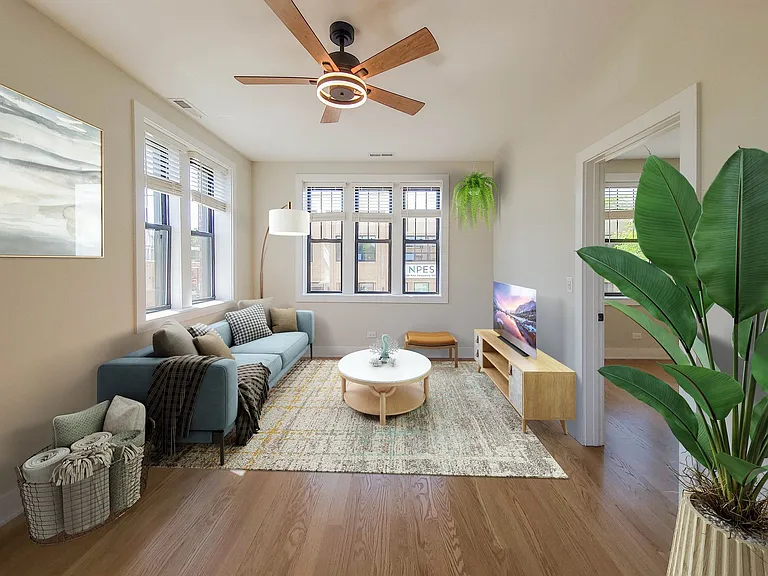 2020-36 W. Montrose / 4405-09 N. Seeley — Photo 6