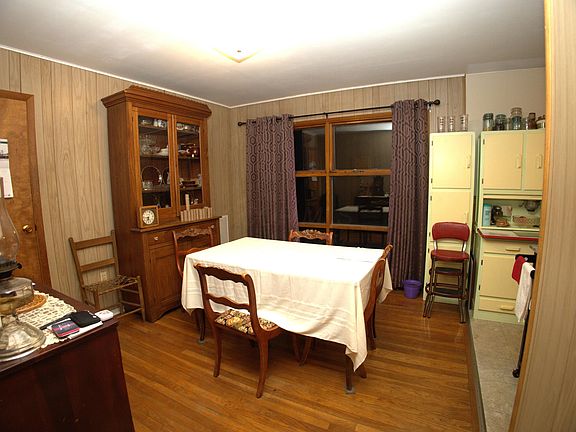 4th image of 9257 Lancaster Rd SW