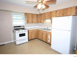 2891 Rinnie Ct, Arnold, MO 63010