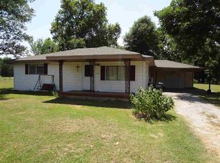 209 N Grand Ave, Mannsville, OK 73447