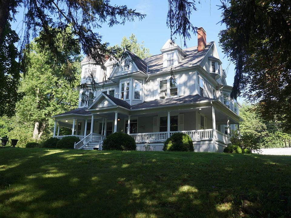 8883 Sam Snead Hwy, Hot Springs, VA 24445 Zillow