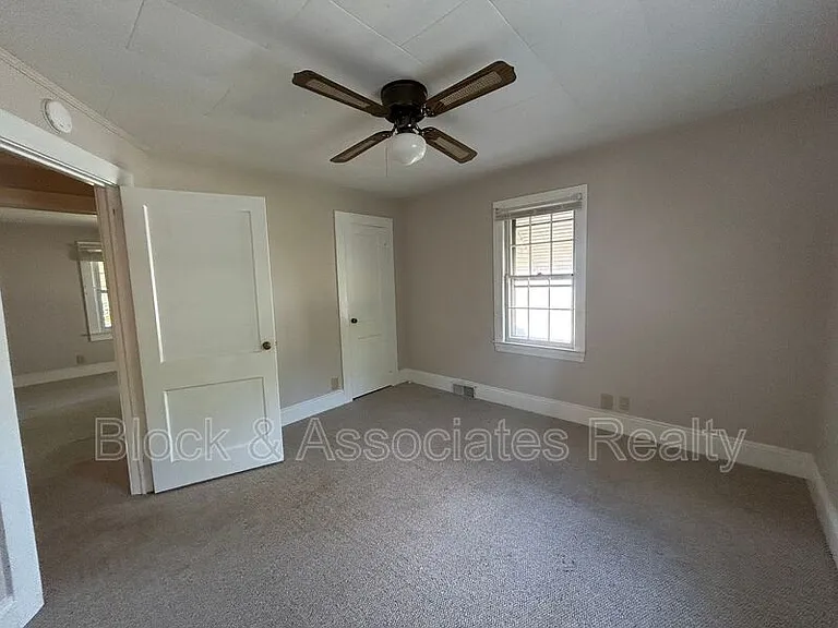 110 Oakland Ave — Photo 5