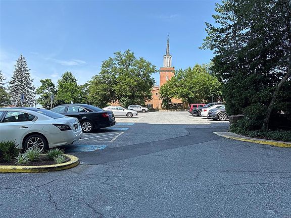 5th image of 8830 Piney Branch Rd