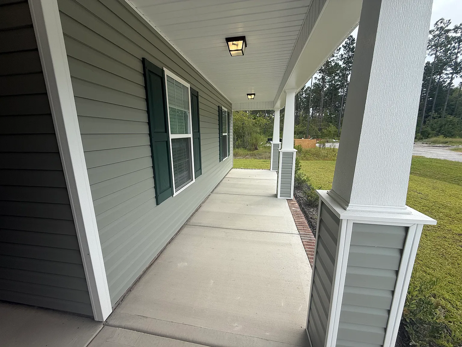 4 bed, 1716 sqft, $2,050 — Photo 3