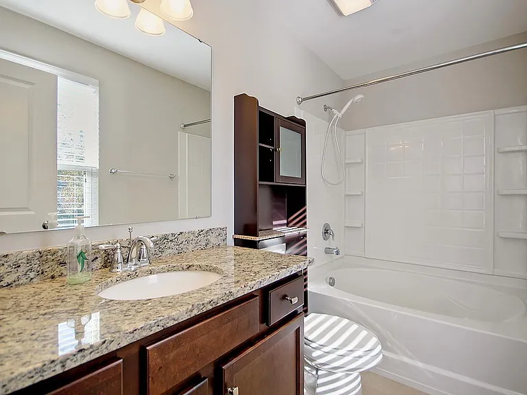 107 Bennett Ln — Photo 17