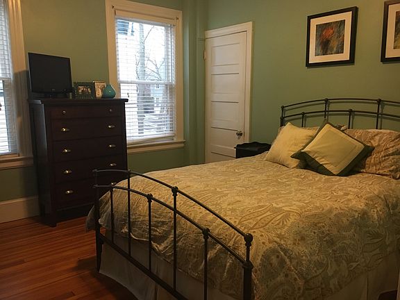 4th image of 40 Taber Avenue # Fl 2nd