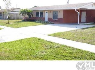 429 Palo Alto Dr, Palm Springs, FL 33461