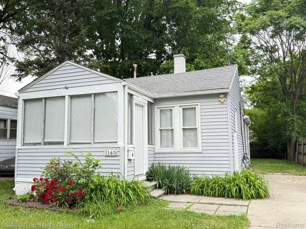 1149 E Milton Ave, Hazel Park, MI 48030