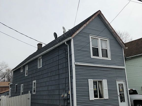 2nd image of 575 Oliver St